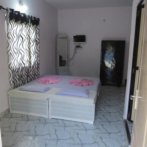 Casa Almeida Guest House Кандолим Номер фото
