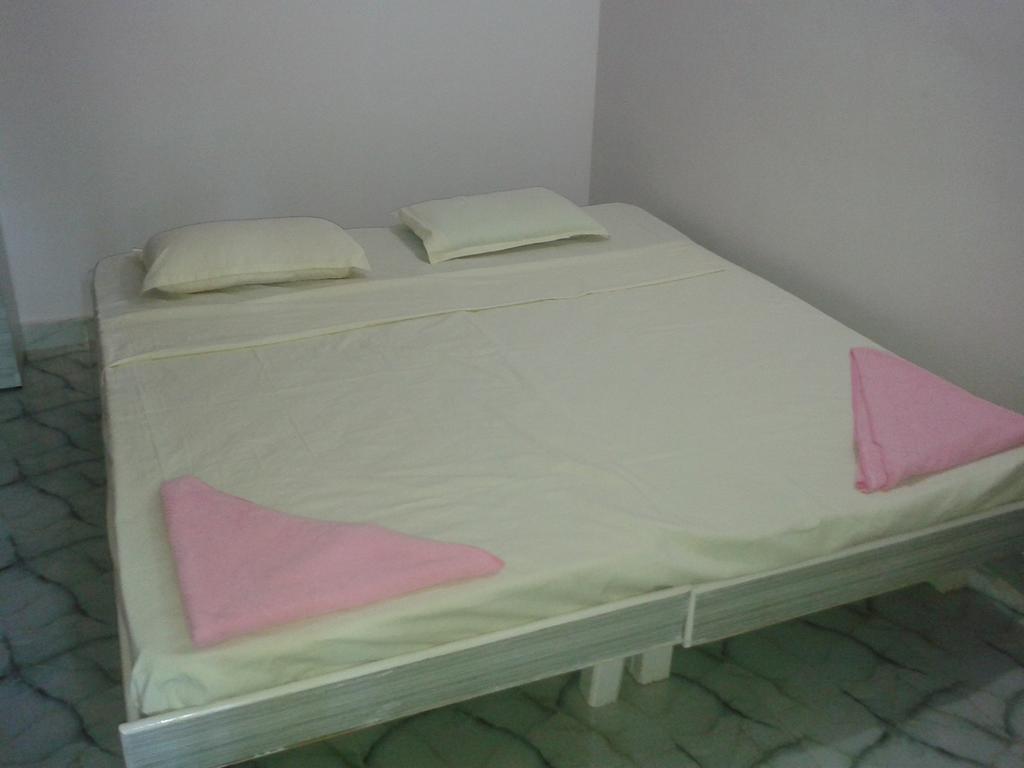 Casa Almeida Guest House Кандолим Номер фото