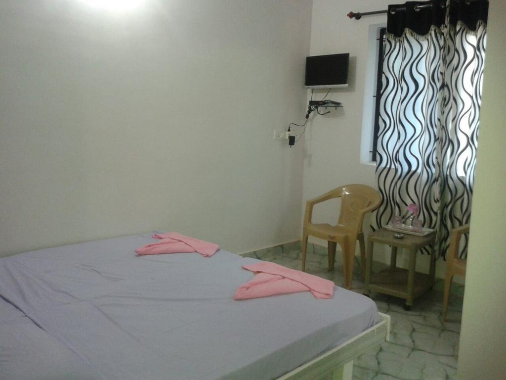 Casa Almeida Guest House Кандолим Номер фото